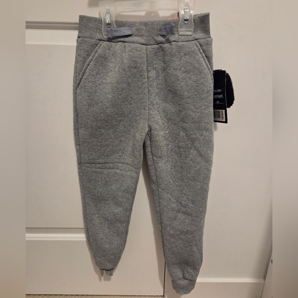 Kids Gray Fleece Jogger Pants - NEW- 6 Years